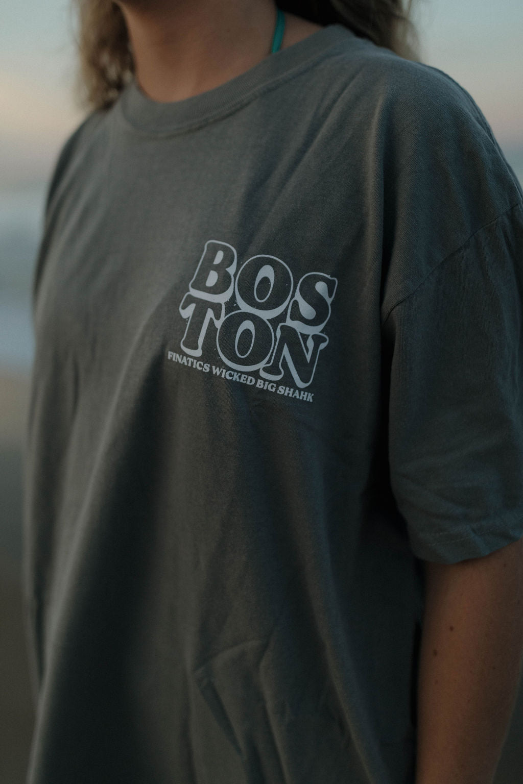 BOSTON TEE - GRAY