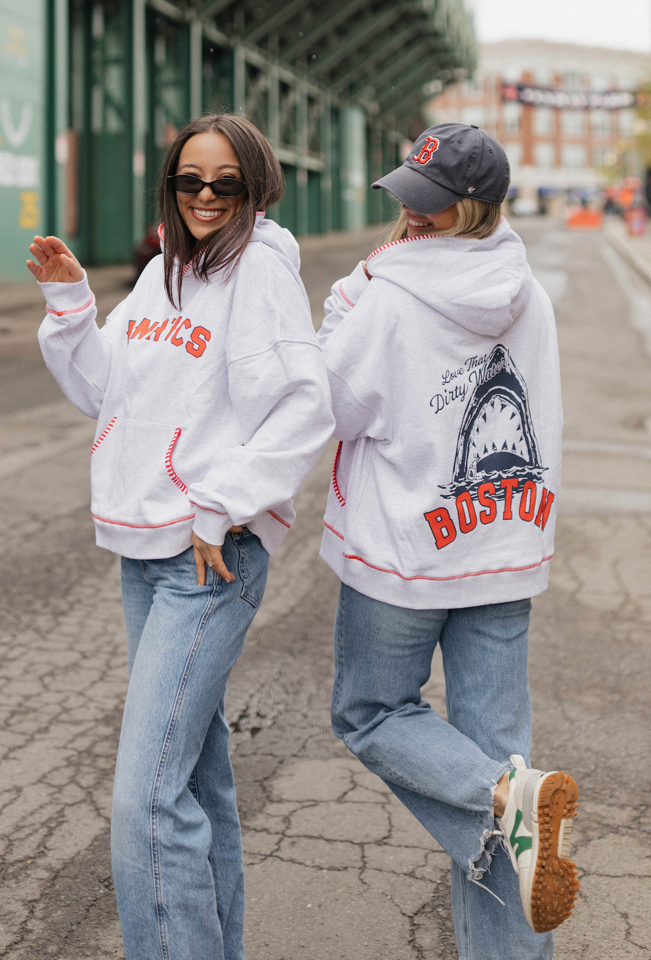 BOSTON HOODIE